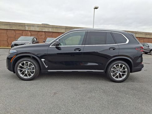 New 2026 BMW X5 xDrive40i w/ Premium Package image 4