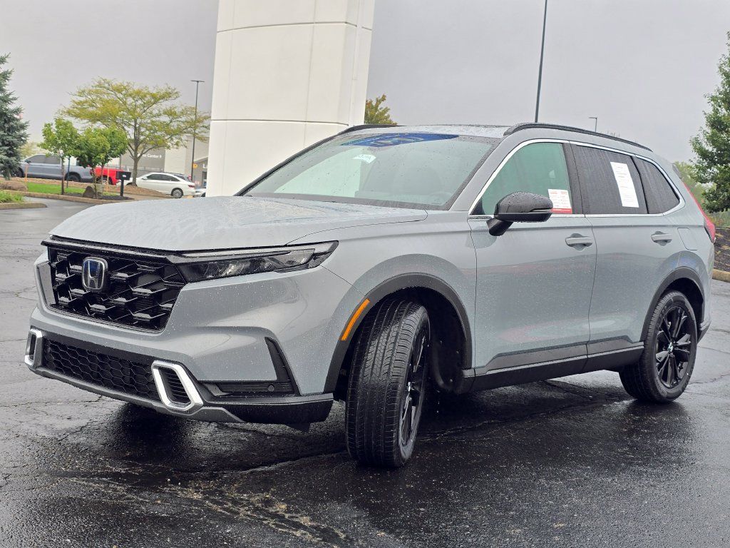 Used 2025 Honda CR-V Sport Touring image 4