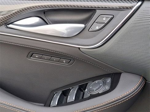 New 2026 Cadillac CT5 V image 18