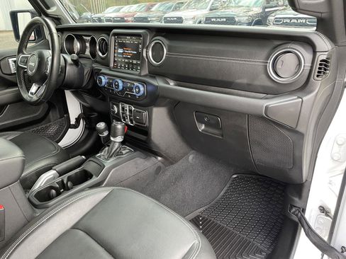 Certified 2022 Jeep Gladiator Overland w/ Popular Equipment Package image 41