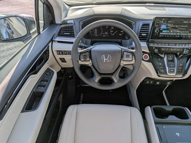 New 2027 Honda Odyssey Touring image 18