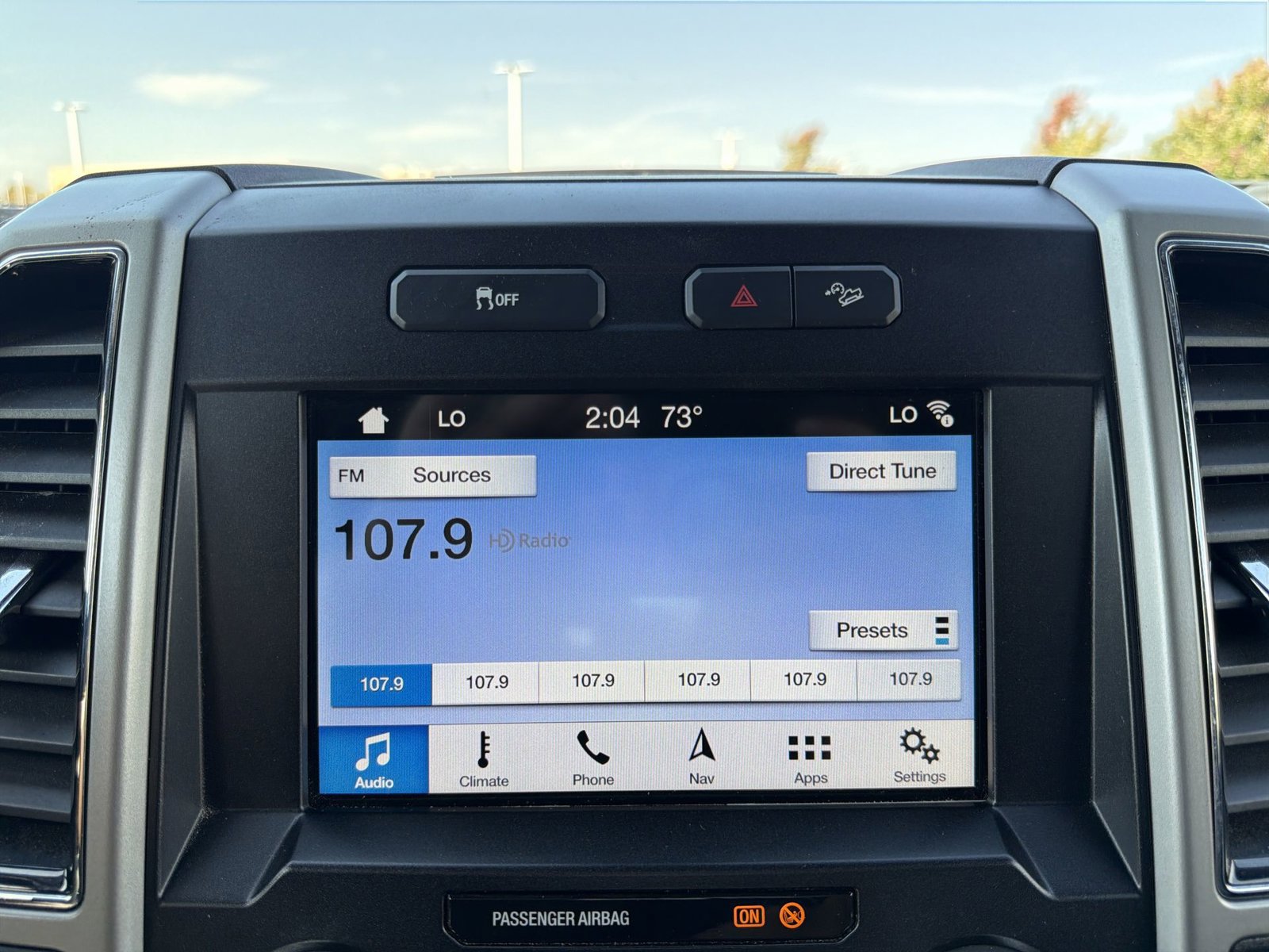 Used 2019 Ford F250 Lariat w/ Lariat Ultimate Package AWD/4WD image 18