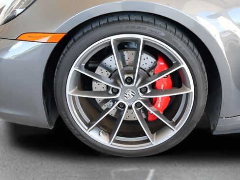 Used 2022 Porsche 911 Carrera S RWD image 6