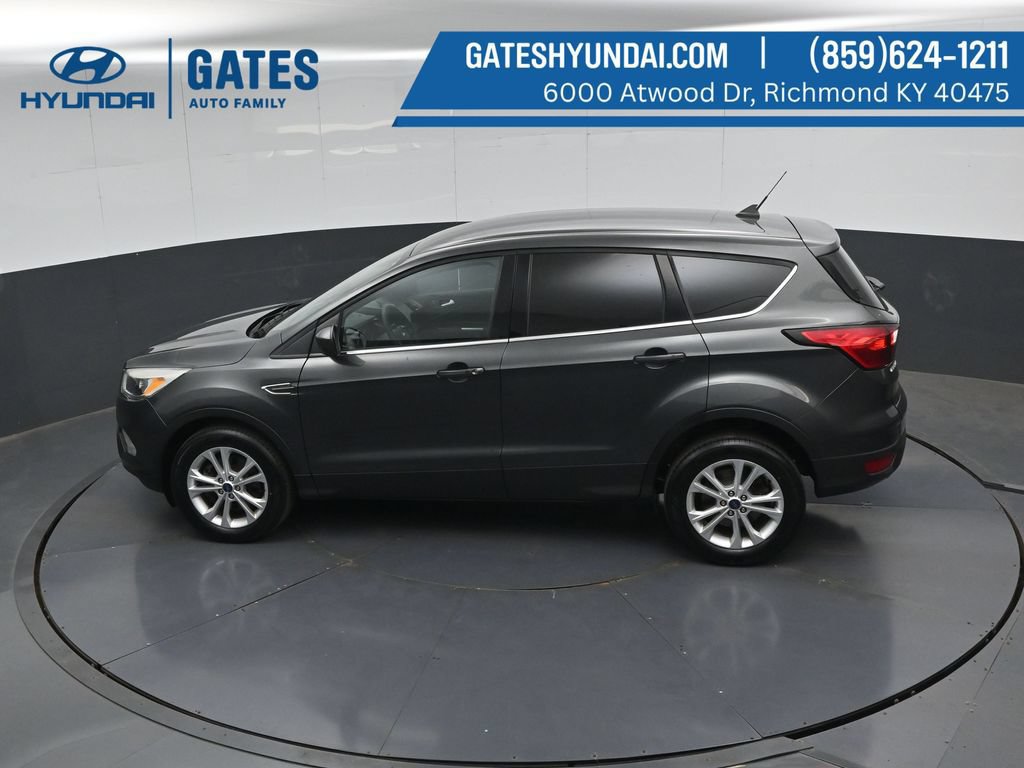 Used 2019 Ford Escape SE AWD/4WD image 48