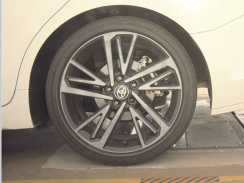Used 2025 Toyota Camry XSE FWD image 21