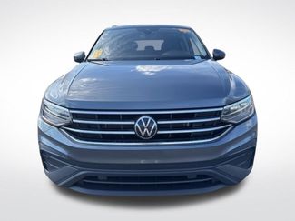 Used 2024 Volkswagen Tiguan SE video 2