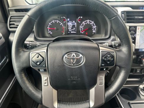 Used 2024 Toyota 4Runner SR5 Premium w/ Moonroof Package AWD/4WD image 26