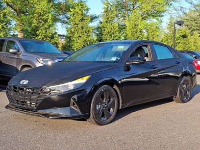 Used 2023 Hyundai Elantra SEL
