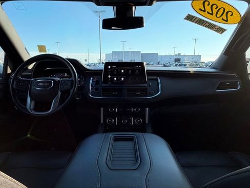 Used 2022 GMC Yukon XL SLT image 29