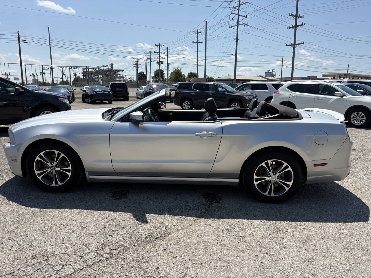 Used 2014 Ford Mustang Premium w/ Equipment Group 201A RWD image 29