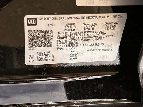 New 2026 GMC Sierra 1500 SLT image 33