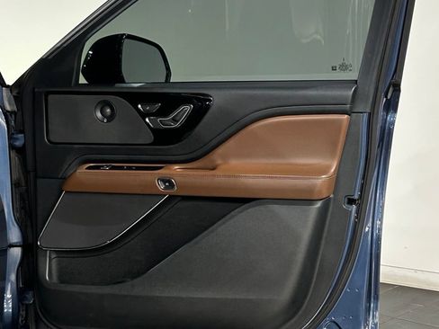 Used 2020 Lincoln Aviator Reserve w/ Equipment Group 201A AWD/4WD image 58