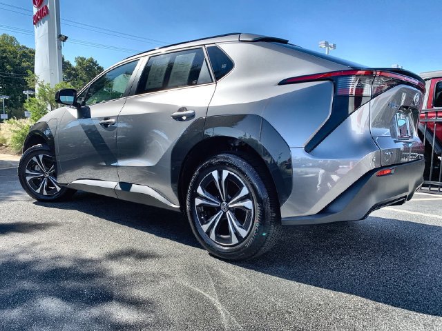 Used 2024 Toyota bZ4X FWD w/ Weather Package image 6