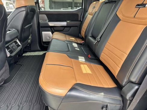 Used 2024 Ford F450 Platinum w/ FX4 Off-Road Package image 16