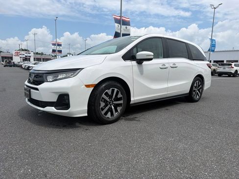 New 2026 Honda Odyssey EX-L image 2