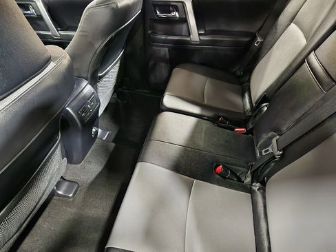 Used 2020 Toyota 4Runner SR5 Premium image 51