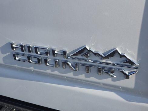 Certified 2024 Chevrolet Silverado 3500 High Country w/ High Country Premium Package image 33