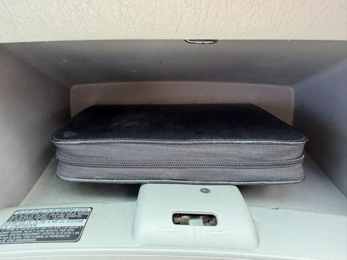 Used 2007 Toyota Corolla S image 24