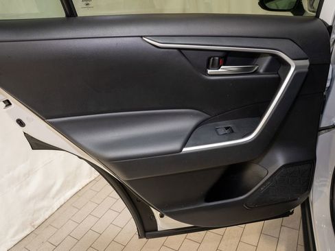 Used 2024 Toyota RAV4 XLE AWD/4WD image 8