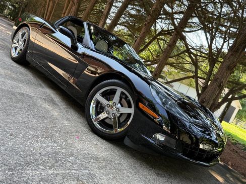 Used 2008 Chevrolet Corvette Coupe w/ Preferred Equipment Group RWD image 29