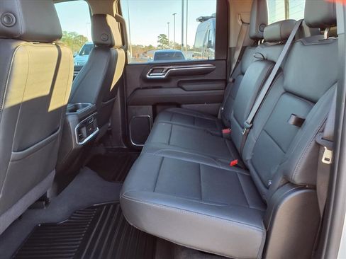 Used 2024 Chevrolet Silverado 3500 LTZ w/ LTZ Convenience Package image 18