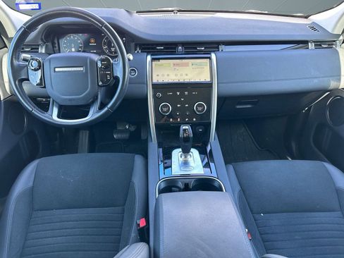 Used 2020 Land Rover Discovery Sport SE image 13