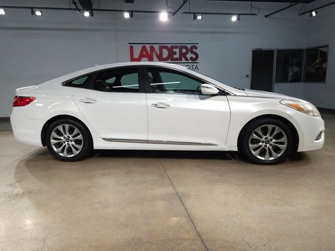 Used 2012 Hyundai Azera image 8