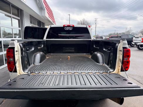 Used 2015 Chevrolet Silverado 2500 LT w/ LT Convenience Package AWD/4WD image 10