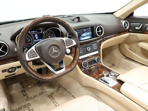 Used 2017 Mercedes-Benz SL 450 w/ Premium I Package image 2