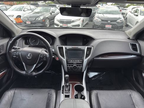 Used 2017 Acura TLX w/ Technology Package FWD image 15