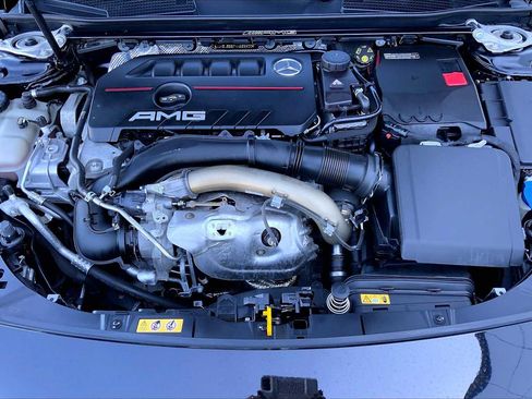 Used 2022 Mercedes-Benz CLA 35 AMG 4MATIC image 31
