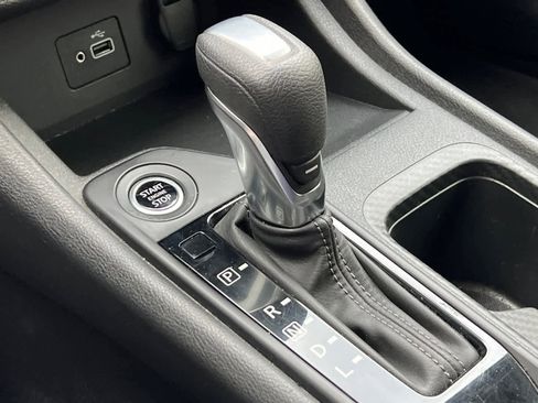 Used 2023 Nissan Sentra S image 23