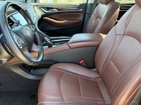 Used 2020 Buick Enclave Avenir w/ Avenir Technology Package image 13