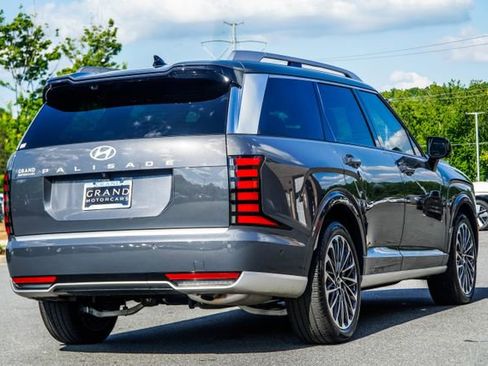 Certified 2026 Hyundai Palisade Calligraphy FWD image 13