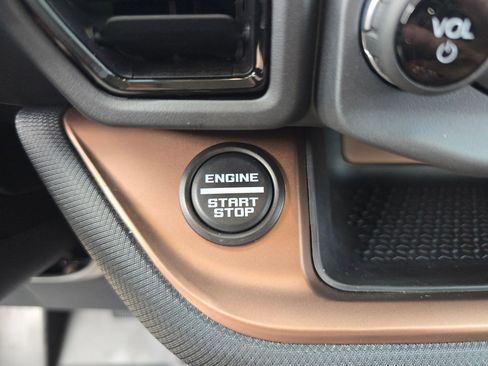 Used 2023 Ford Bronco Sport Outer Banks w/ Tech Package image 25