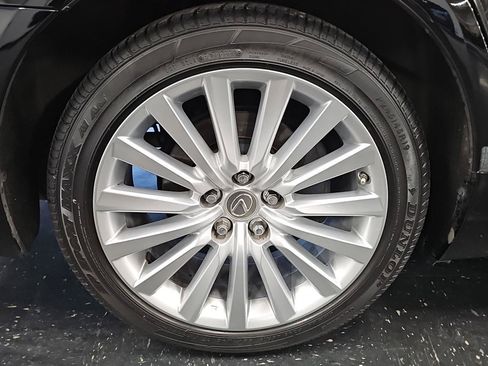 Used 2014 Lexus LS 460 w/ Comfort Package RWD image 33