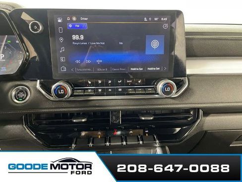 Used 2024 Chevrolet Colorado LT w/ LT Convenience Package II AWD/4WD image 16