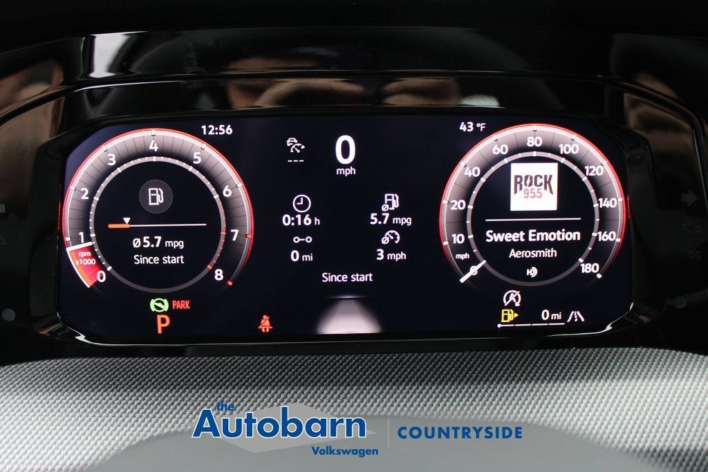 New 2026 Volkswagen GTI SE FWD image 12