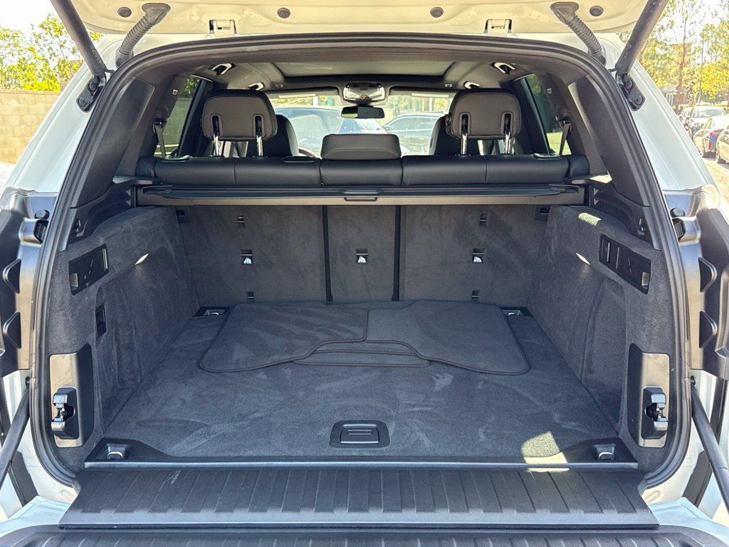 Used 2026 BMW X5 sDrive40i w/ Parking Assistance Package RWD image 16