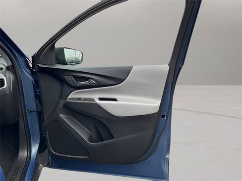 Certified 2024 Chevrolet Equinox LS image 31