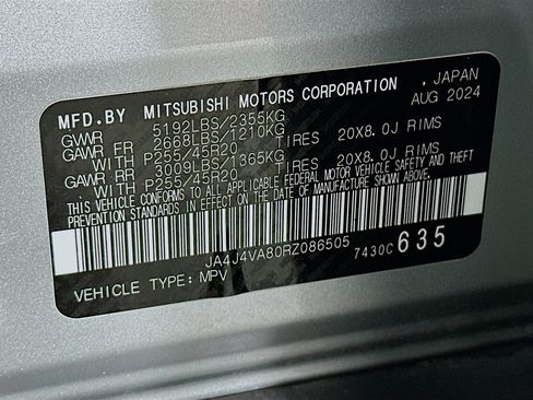 Used 2024 Mitsubishi Outlander SE image 12
