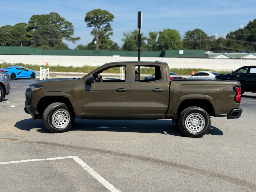Used 2023 Chevrolet Colorado W/T RWD image 4
