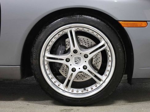 Used 2001 Porsche 911 Carrera image 12