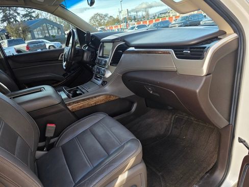 Used 2015 GMC Yukon Denali w/ Touring Package image 28