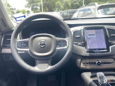 Used 2023 Volvo XC90 B6 Ultimate w/ Protection Package Premier AWD/4WD image 17