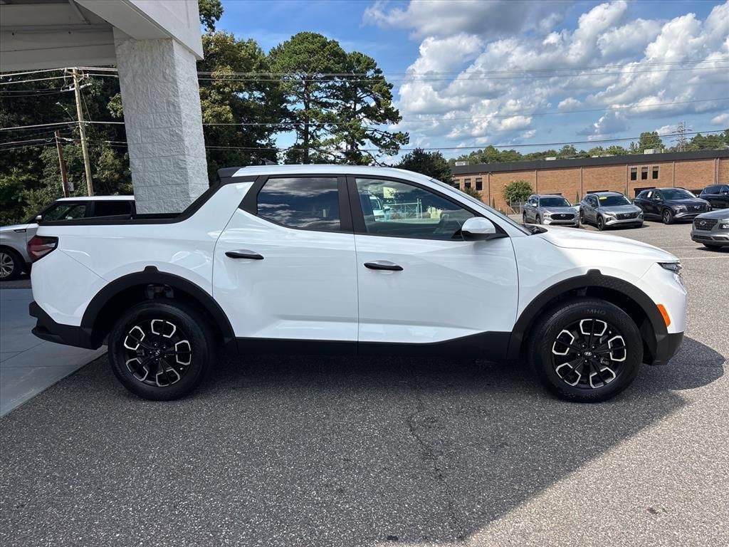 Used 2024 Hyundai Santa Cruz SE FWD image 20