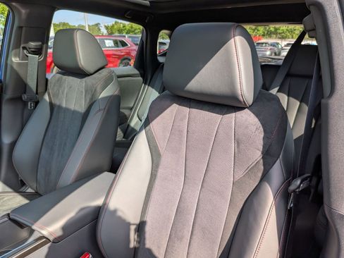 Used 2025 Acura ADX A-Spec FWD image 15