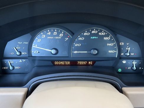 Used 2009 Cadillac XLR RWD image 31