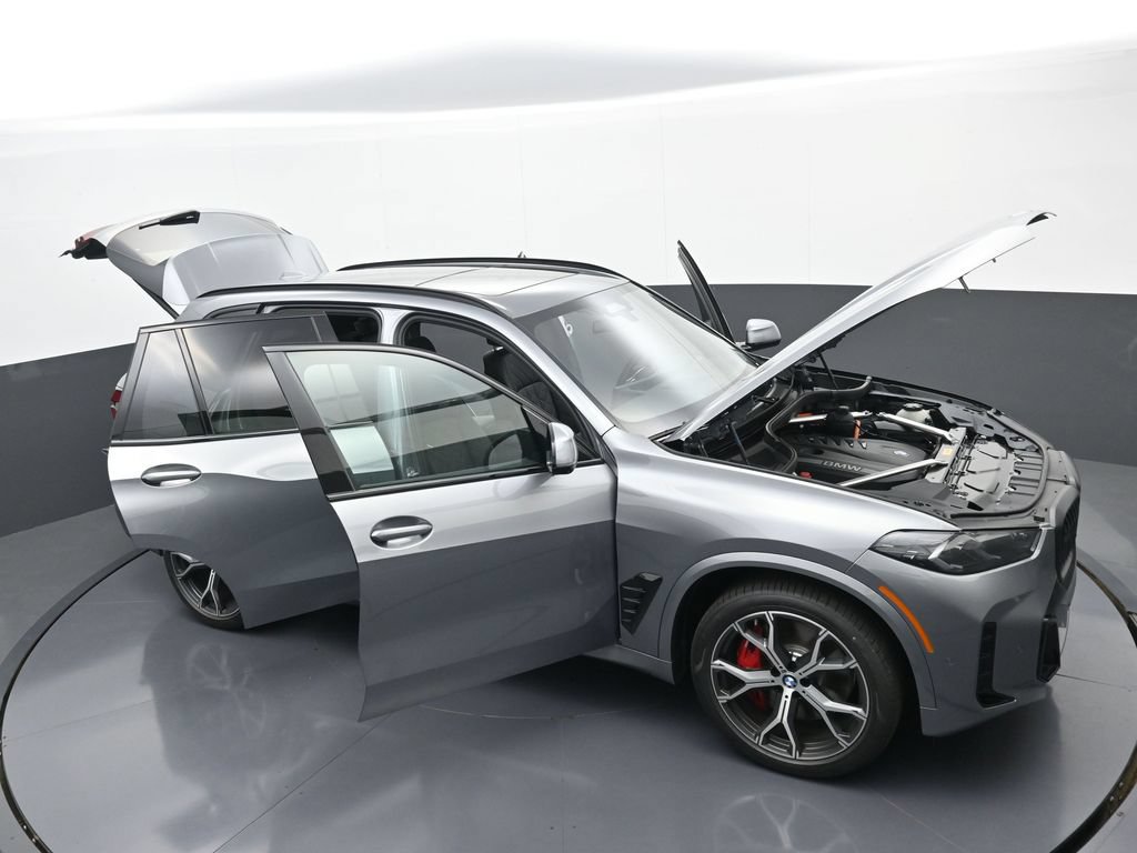 New 2026 BMW X5 xDrive50e w/ M Sport Package AWD/4WD image 38