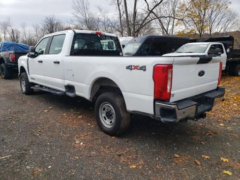 Used 2025 Ford F250 XL w/ XL Chrome Package image 4